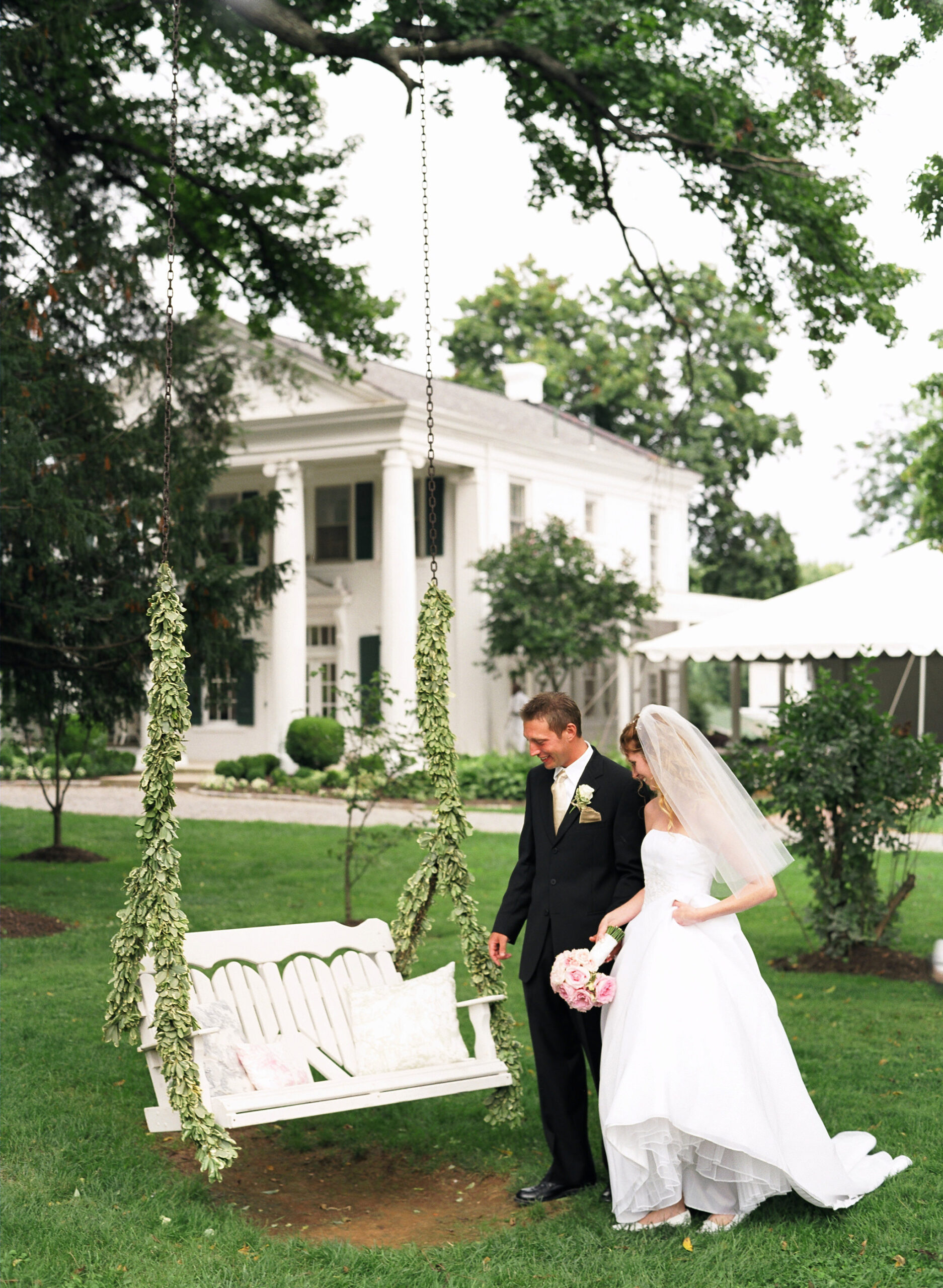Whitehall Manor Wedding Liz Banfield Photography Bluemont Virginia (8).JPG