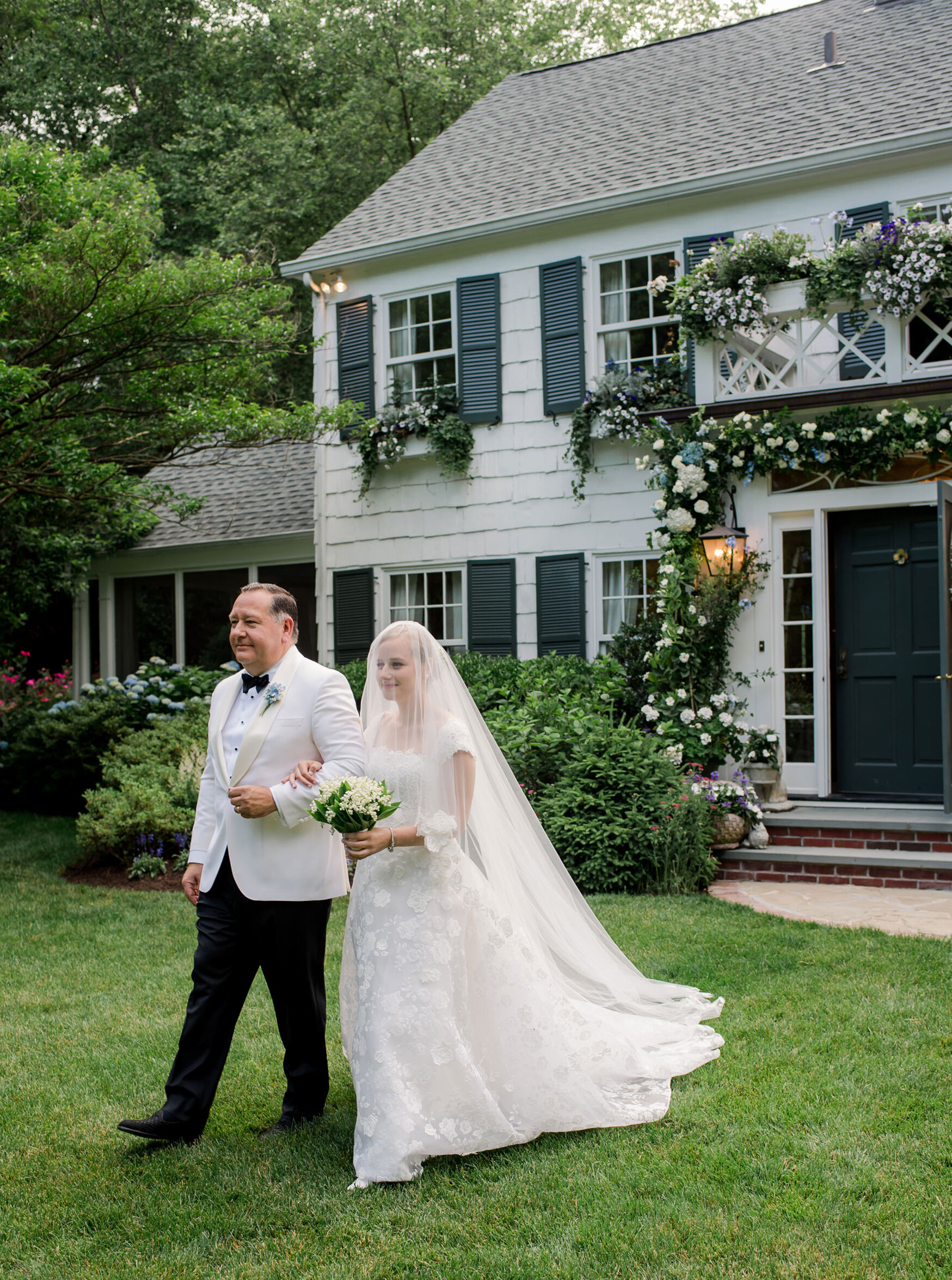 Brookville-New-York-Wedding-Long-Island-Wedding-Photographer-Liz-Banfield (23).JPG
