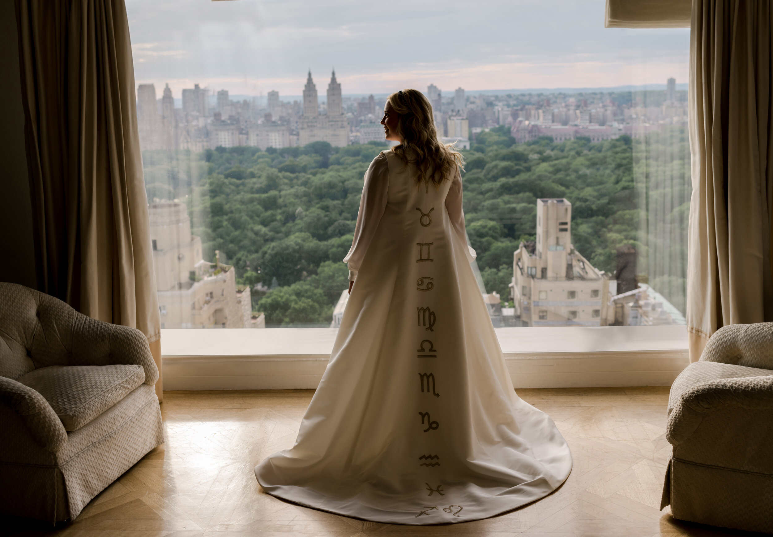 sophisticated-destination-city-wedding-new-york-carlyle-Liz-Banfield-106.JPG